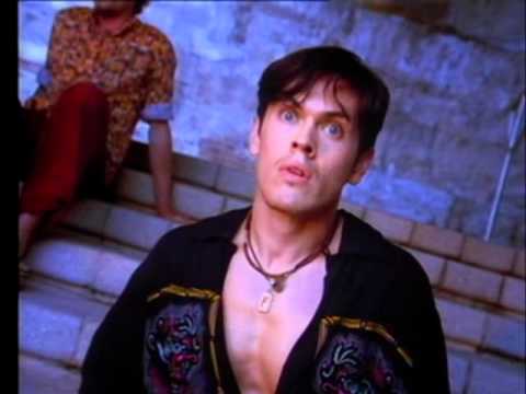 ray ban - vampires - YouTube