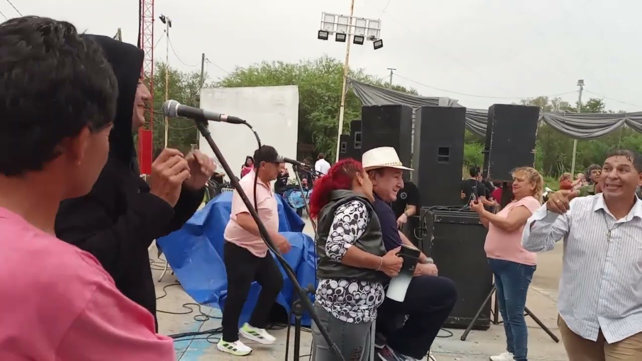 Joaquin G Los Conti  En Fundacion  Gaston