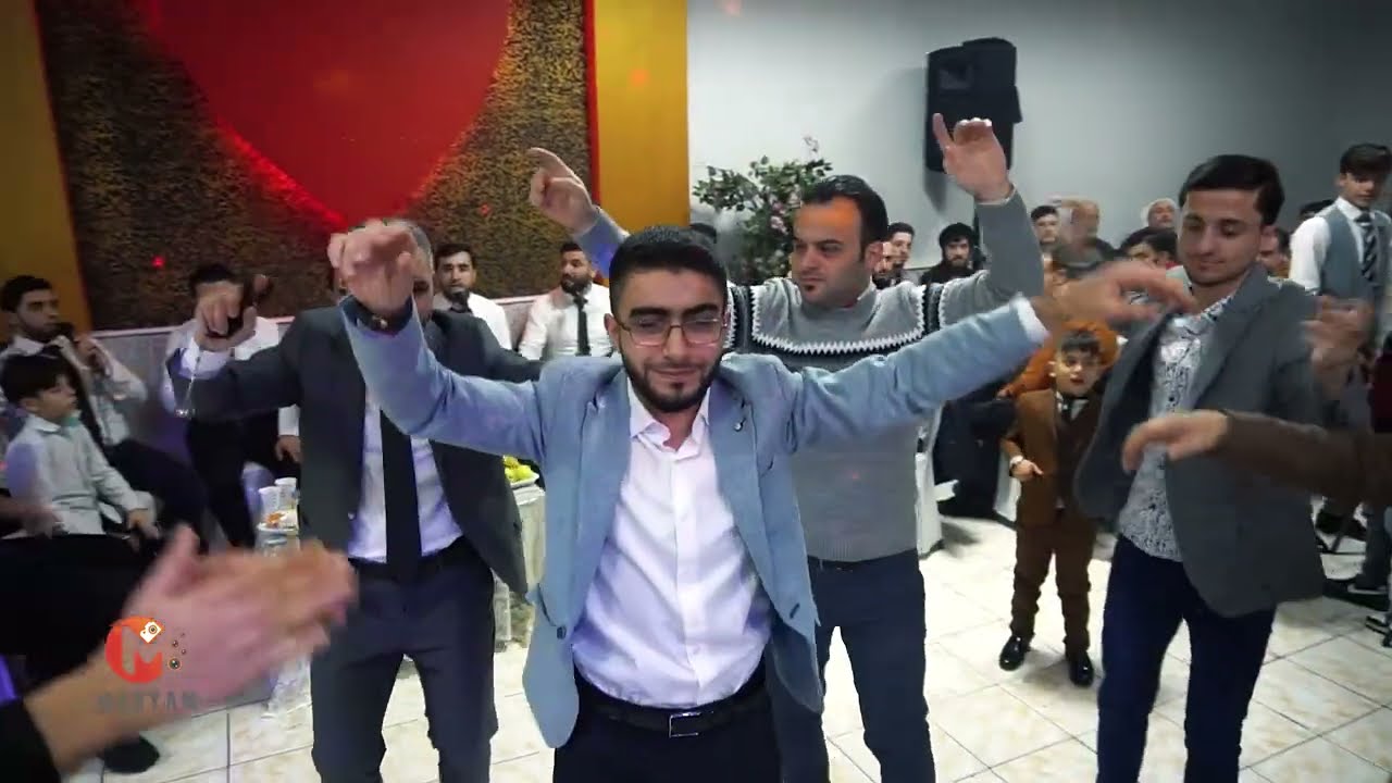 حفل زفاف الشيخ احمد كراكشة الجزء 2 احيا الحفل المنشد احمد كراكش (مريم...الصورة بتحكي 05319565121)