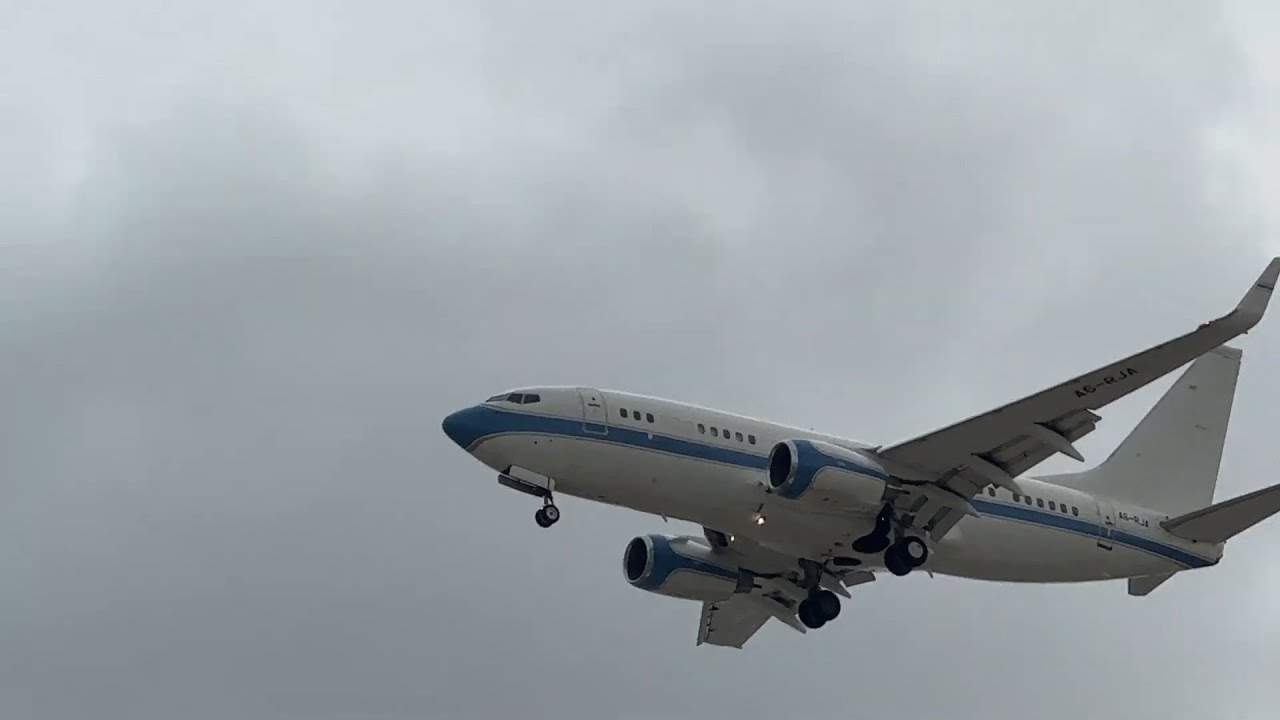 Flights Flying over Grand Mosque in Abu Dhabi | Sheikh Zayed Grand Mosque | Abu Dhabi things to do