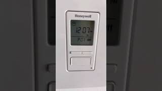 Part 1 - Overview of screen and modes - Honeywell dawn to dusk switch (RPLS740B1008)