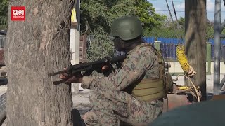 Gangster vs Militer Baku Tembak di Bandara Haiti