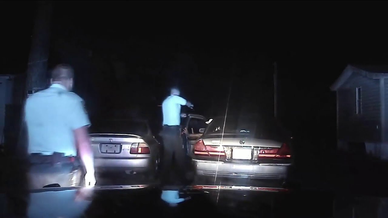 Cousins accused of leading Camden County deputies on 2-car chase