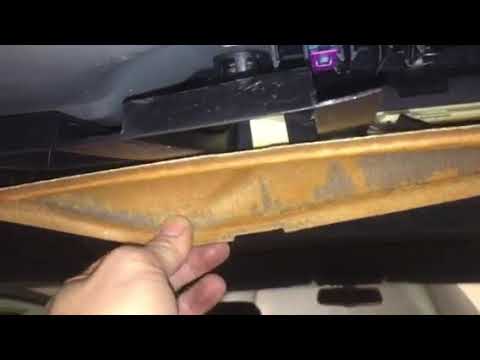 Porsche Cayenne 955 saggy headliner most common problem - YouTube