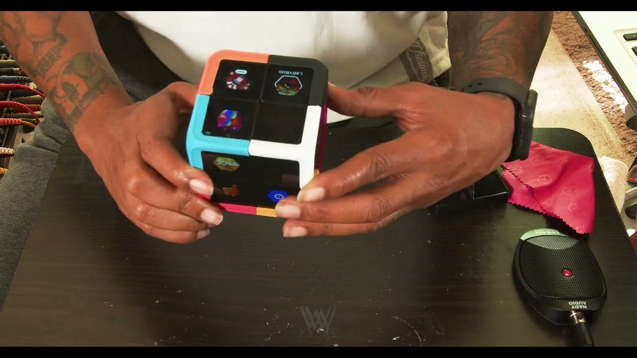 WOWCube Space Invaders™ Cubed Edition REVIEW 30 Days Later