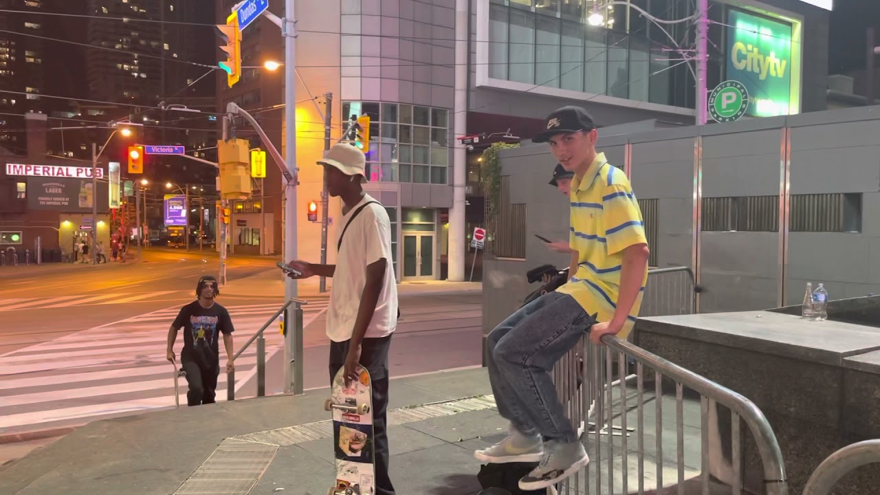 Chess, BLM, Skateboarding, Photoshoots & nightowls @ Dundas Square - Toronto Canada August 6, 2021