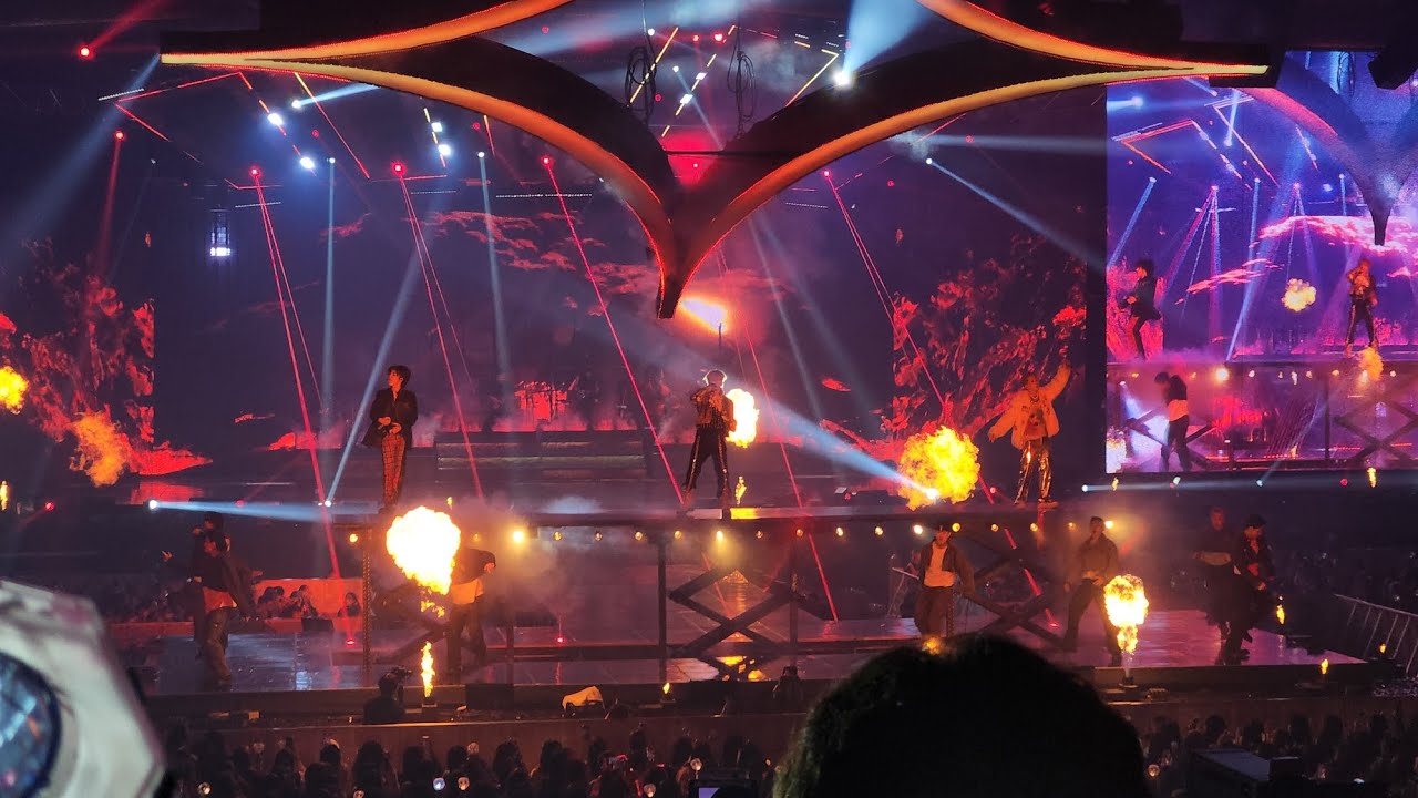 221113 VolKno - 트레저 (TREASURE) | 2022 TREASURE TOUR HELLO IN SEOUL [FANCAM]