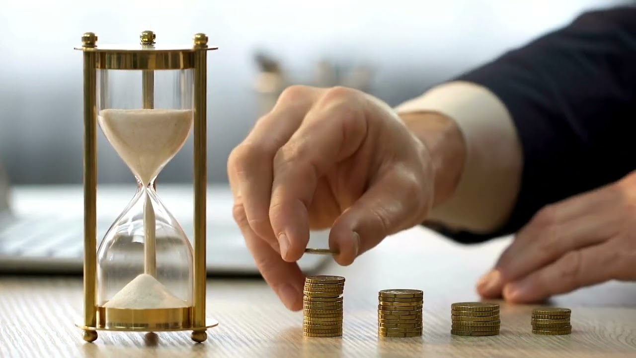 Entenda a Diferença entre Renda Fixa e Renda Variável com Otávio Oscar Fakhoury