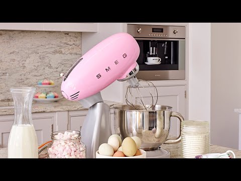 SMF01: Smeg 50's Style Stand Mixer