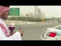 مرور الرياض يستوقف فريق العربية على الهواء خلال منع التجول