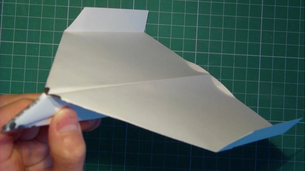Tutorial Pro Glider Paper Airplane (John Collins) - YouTube