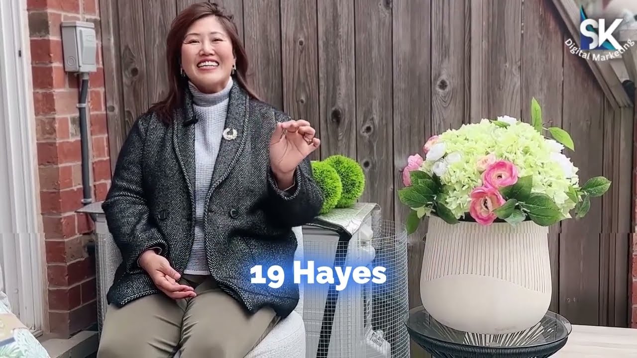 MOVING TO TEXAS?! LOOK INSIDE THIS SPACIOUS TWO-STORY HOME IN SAN ANTONIO