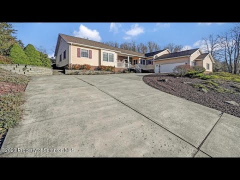 103 Beech Lane, Moscow, PA home video tour