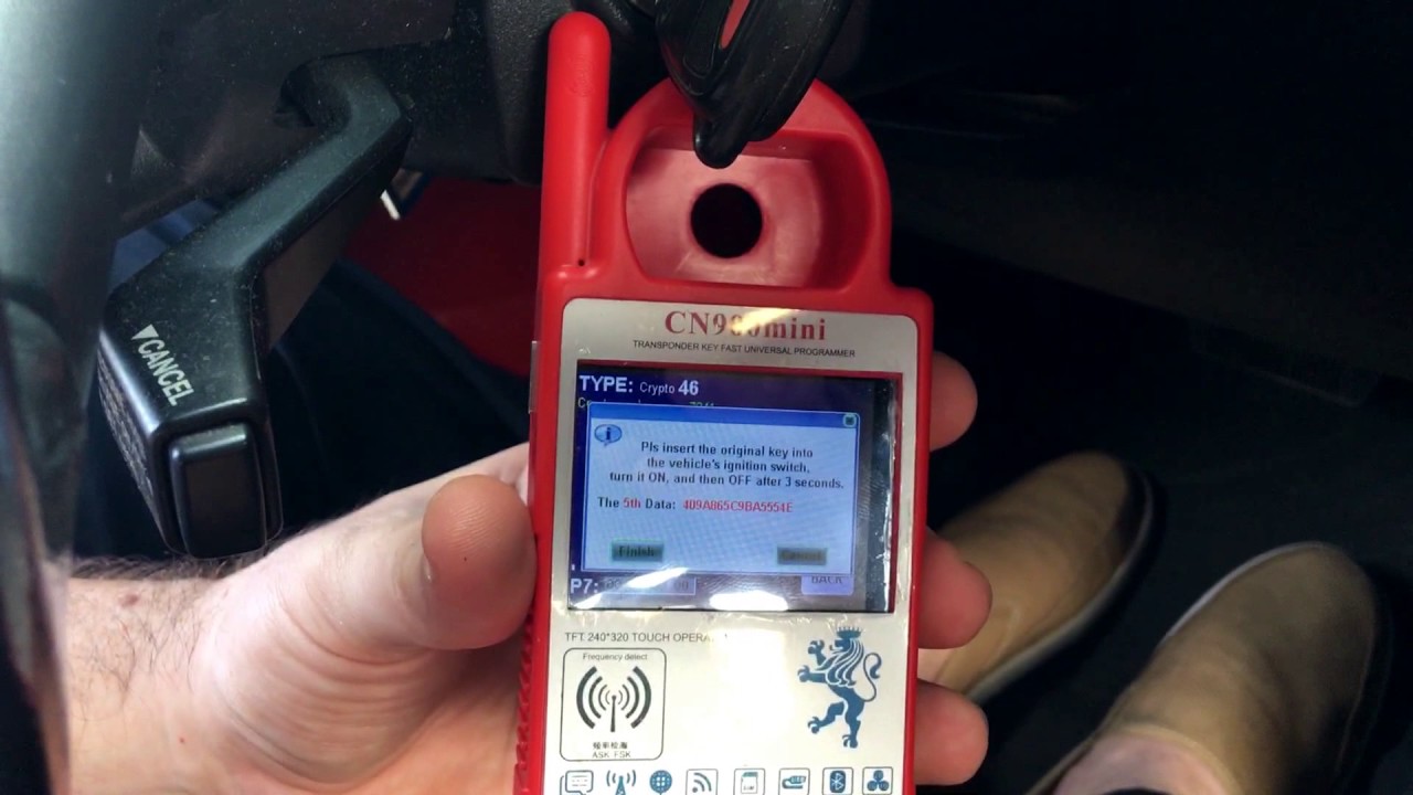 Cloning a Chrysler Dodge or Jeep 46 Chip Key with CN900 Mini and CN3