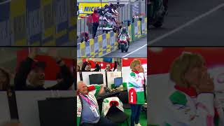 Download Lagu How Zarco's family and team lived his victory | 2025 French GP MP3 Download Lagu How Zarco's family and team lived his victory | 2025 French GP MP3