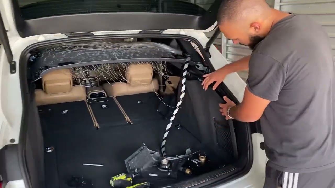 Porsche Macan Internal Fuse Location