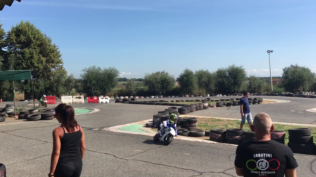 Pista Minimoto Go Kart Torricola Roma YouTube pista-minimoto-go-kart-torricola-roma-youtube