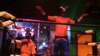 Bar Fly vs La Omega De Huracan