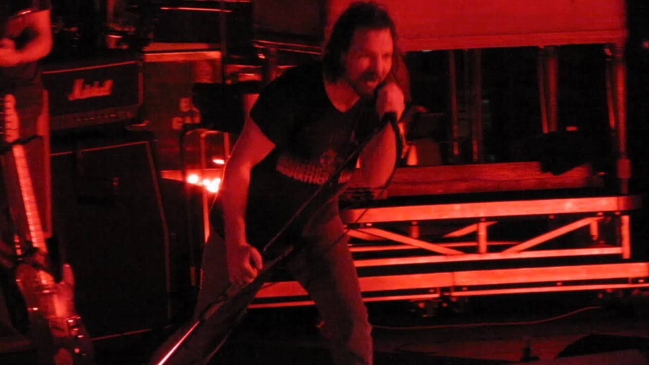 Pearl Jam: Satan's Bed [HD] 2010-05-15 - Hartford, CT - YouTube