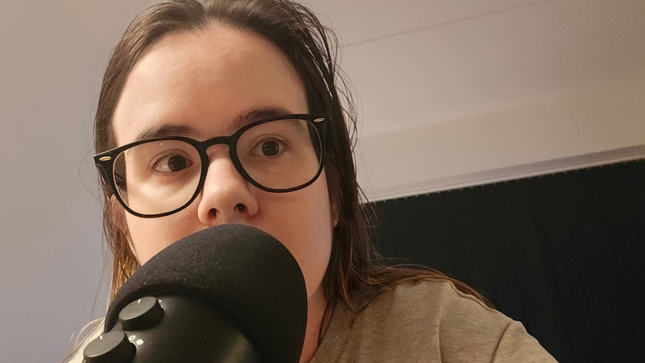 500 followers special! Doing ASMR in my friend's castle! 🎉🏰 