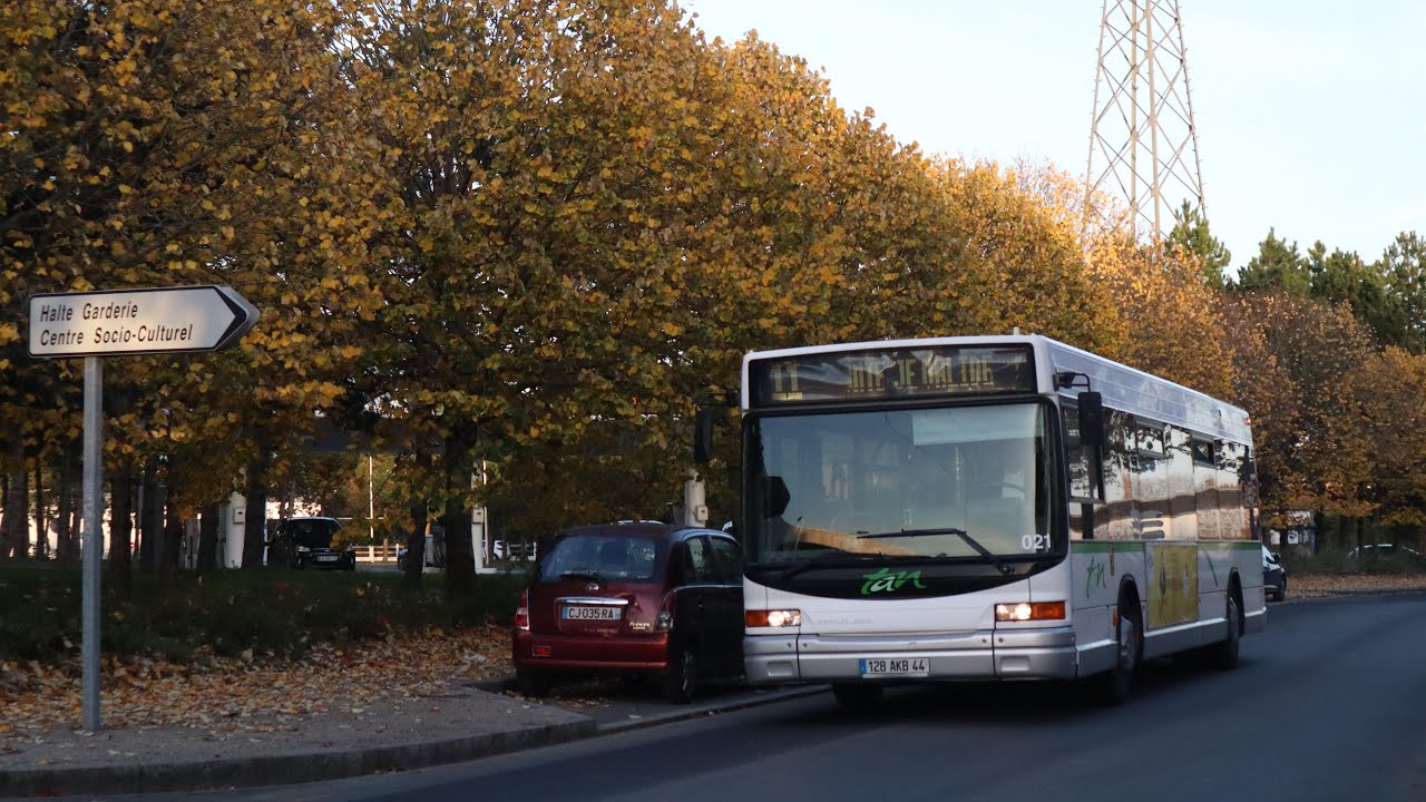Heuliez GX 317 n°021 | ligne 11 Perray - Foch-Cathédrale | Réseau TAN | Nantes