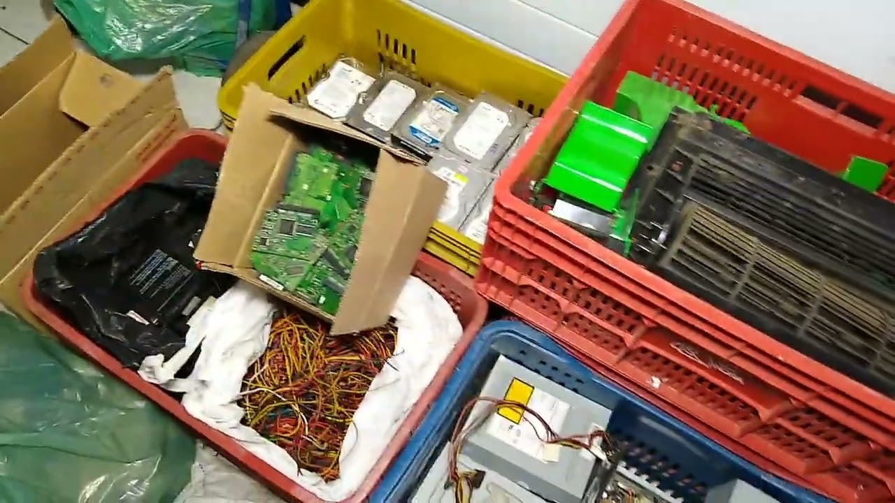 COMO GANHAR DINHEIRO COM LIXO ELETRÔNICO sera que lixo eletrônico vale alguma coisa bora conferir?
