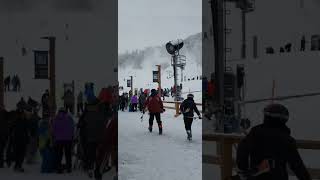Ski Resort in North Carolina Only 2.5 hrs away from Charlotte #skiing#travelguidenc #northcarolina