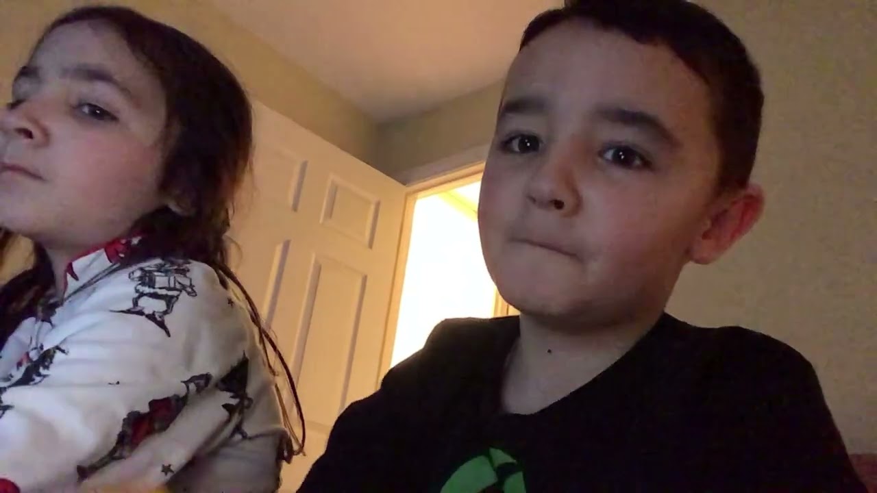 TTS Team AKA me and Amelia is watching Stephen sharer 