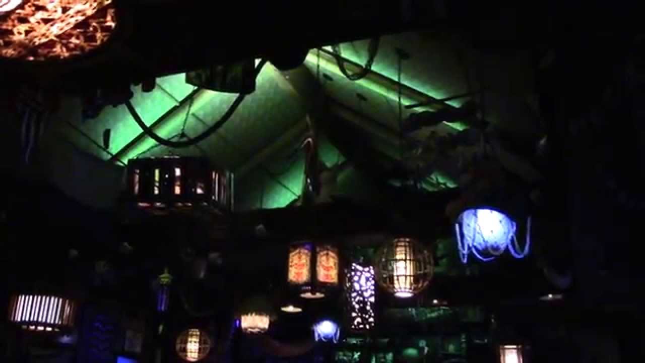 Trader Sam's Grog Grotto - HippopottoMai-Tai "Jungle Cruise" Hippo Shot Effect