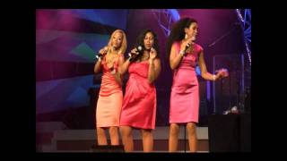Fire - The Pointer Sisters @ Epcot 2011