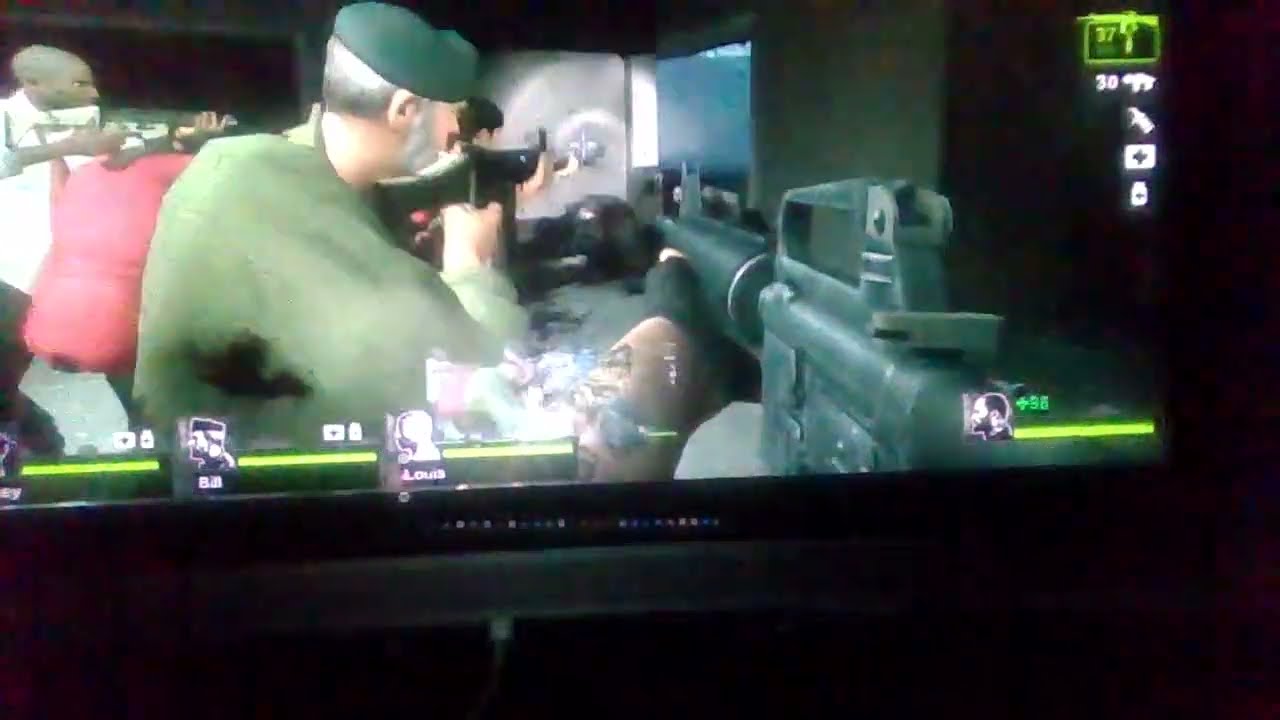 Left 4 Dead NIGHTMARE MODE along with Francis & Ellis (FIRST TIME) 