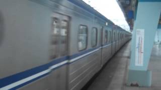 4224次區間車汐止站開車