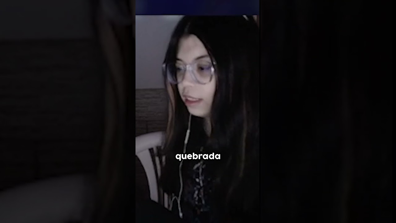 nem cadeira gamer contenta meus viewers :/  |  #leagueoflegends #lol #ahri
