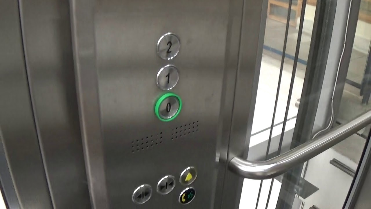 ThyssenKrupp MRL Elevator At The CastleCourt Belfast