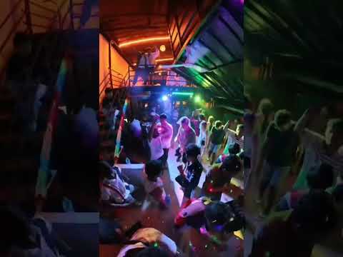 varkala beach ⛱️🏖️ night pop & bar 🍺🍻 dance bar 🤟🤟😄😃🫥🥰😋🥰🍺