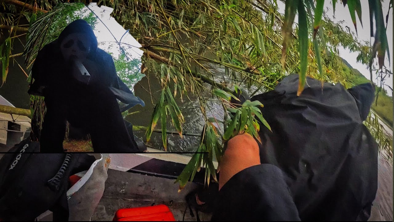 EMPURREI O PÂNICO PARA DENTRO DO RIO!