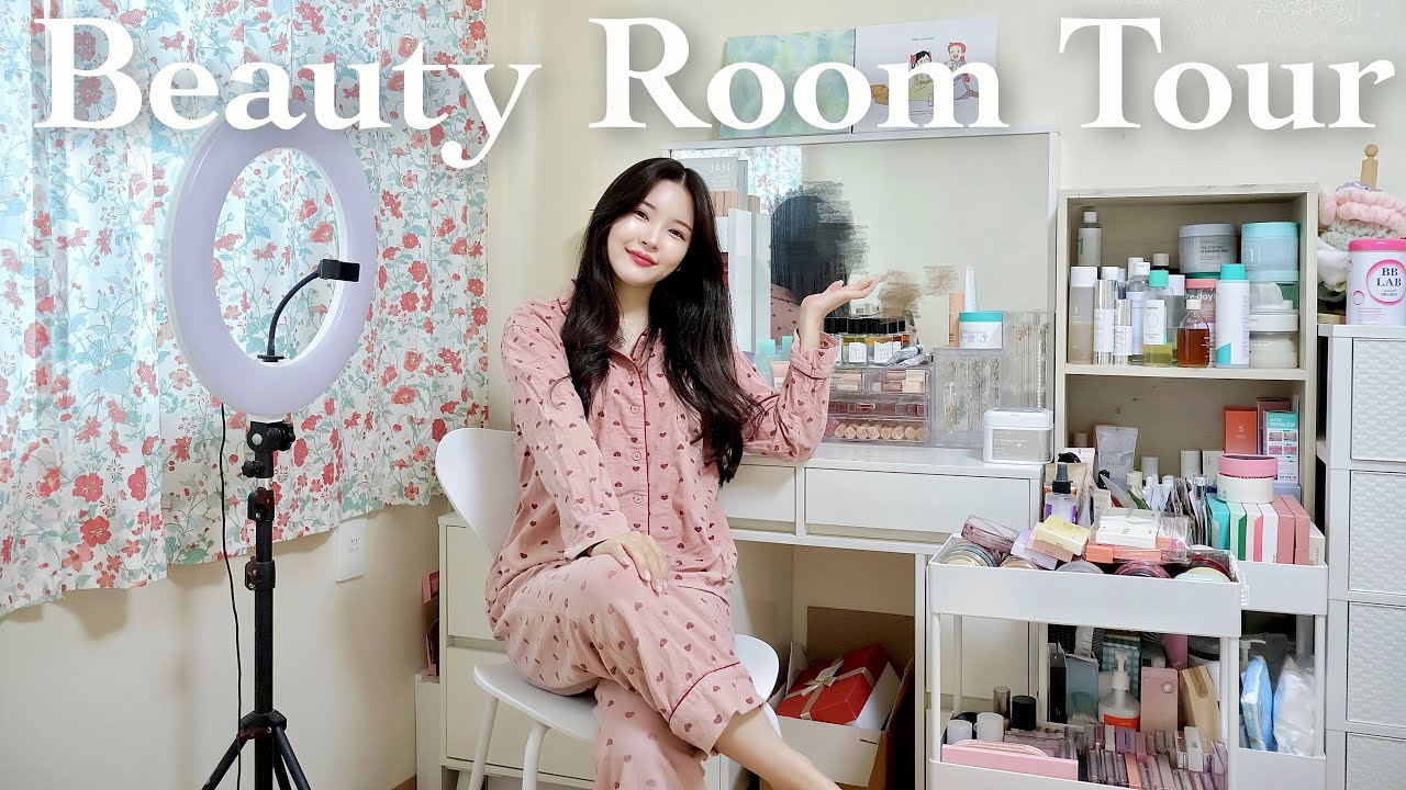 韓国に住む美容系YouTuberのお気に入りのコスメが詰まったドレッサー紹介💖
