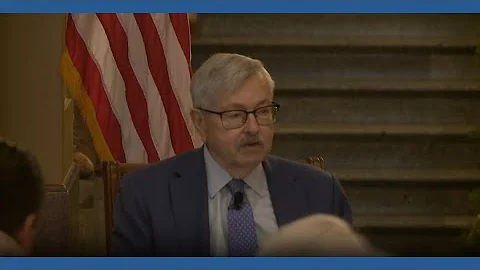 Former governor, ambassador Terry Branstad honored with Iowa Award