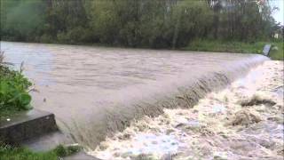 Porównawczy stan rzeki Czarny Dunajec 14 i 15.05.2014