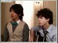 Capture de la vidéo Jonas Brothers - Interview (Lovebug Acoustic Presentation)