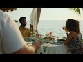 Happiness is calling - Dining