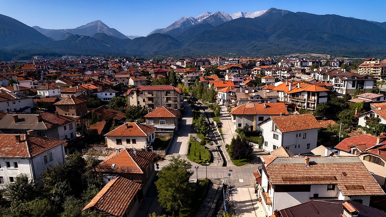 How to sell – and buy – property in Bansko