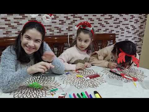 საახალწლო ნაძვის ხე და თოვლის ბაბუები. ako and princesses აკო და პრინცესები