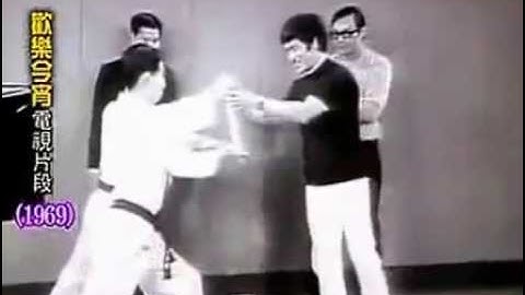 Lý Tiều Long Thể Hiện Cú Đấm 1 inch