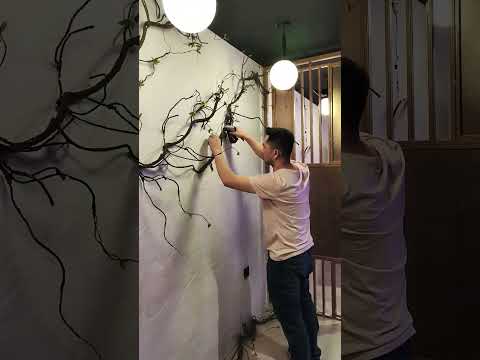 ELEGANT CRAWLING VINES Ofwblogger Ofwlife Florist Floristlife Design Creation