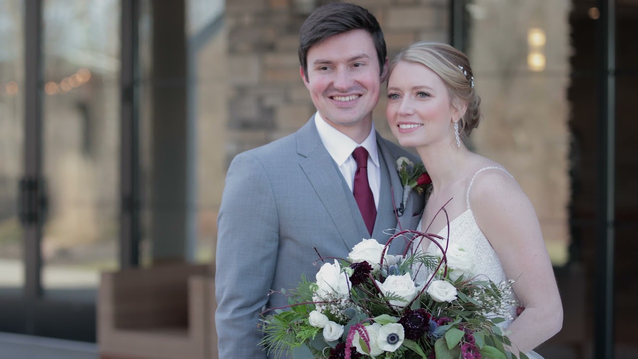 Clear and crisp winter wedding day | Sycamore at Mallow Run