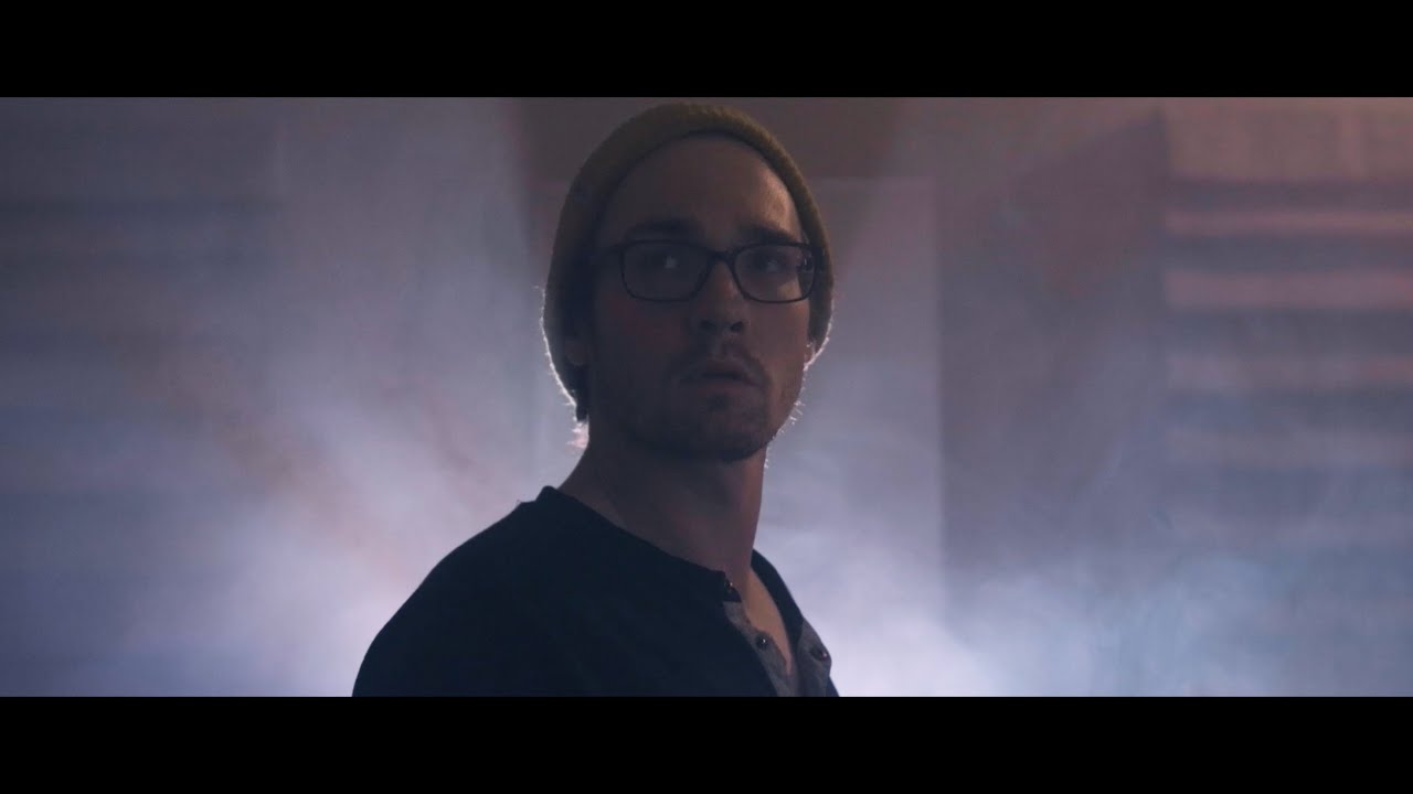 Dearheart - Second Best (Official Music Video) auf YouTube ansehen Dearheart - Second Best (Official Music Video) auf YouTube ansehen