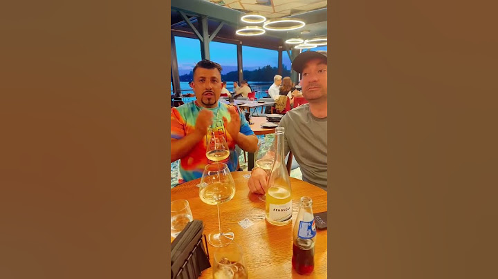 Adelin Petrisor se intalneste cu Pescobar la Taverna Racilor #comedy #humor #funny