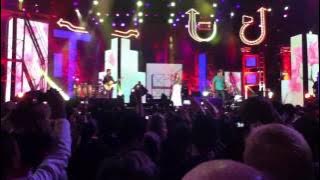 Paula Fernandes - Gravação DVD Victor e Leo Ao Vivo em Floripa