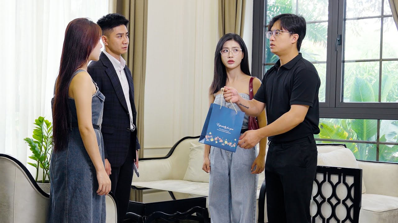 RA SÂN PICKLEBALL ĐỂ TẠO BẤT NGỜ CHO CHỒNG, AI NGỜ NGƯỜI SỐC LẠI LÀ VỢ | CƠM ÁO GẠO TIỀN TẬP 1399